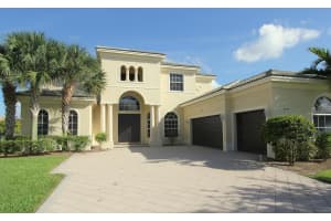 9280 Pineville Dr, Lake Worth, FL 33467, Sold 07/31/17