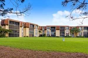 5390 Woodland Lakes Dr, Palm Beach Gardens, FL 33418, Sold 10/30/17