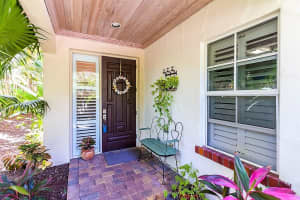 801 Estuary Way, Delray Beach, FL 33483, Sold 01/22/18