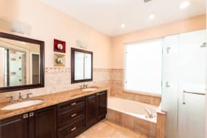 9030 Cypress Hollow Dr, Palm Beach Gardens, FL 33418, Sold 12/19/17