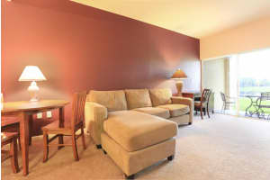 2040 Greenview Shores Blvd, Wellington, FL 33414, Sold 08/31/17
