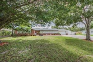 1046 22nd Ave, Vero Beach, FL 32960, Sold 08/14/17