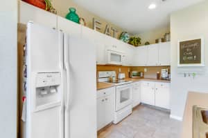202 Elm Way, Boynton Beach, FL 33426, Sold 11/22/17