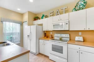 202 Elm Way, Boynton Beach, FL 33426, Sold 11/22/17