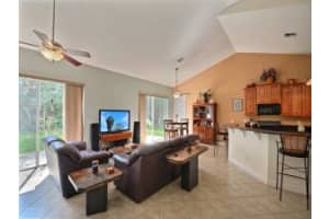 390 21st Ct SW, Vero Beach, FL 32962, Sold 12/22/17