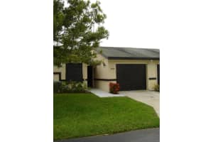 16 Ridge Pointe Dr, Boynton Beach, FL 33435, Sold 11/01/17