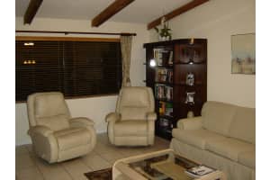 16 Ridge Pointe Dr, Boynton Beach, FL 33435, Sold 11/01/17