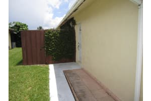 5421 Bonky Ct, West Palm Beach, FL 33415, Sold 08/30/17