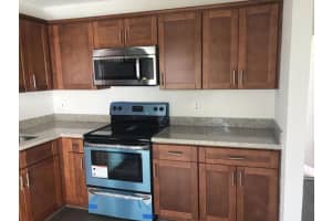 9327 SW 5th St, Boca Raton, FL 33428, Sold 08/22/17