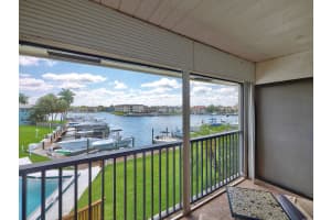 326 Northlake Dr, North Palm Beach, FL 33408, Sold 04/06/18