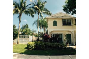 9804 NW 56th Pl, Coral Springs, FL 33076, Sold 08/30/17