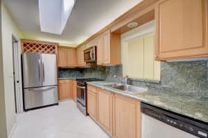 5285 Bolero Cir, Delray Beach, FL 33484, Sold 05/02/18