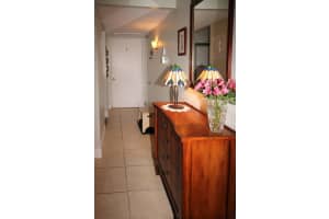 884 SW 9th St Cir, Boca Raton, FL 33486, Sold 05/18/18