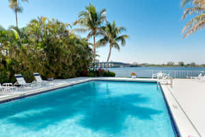 2860 S Ocean Blvd, Palm Beach, FL 33480, Sold 09/01/17