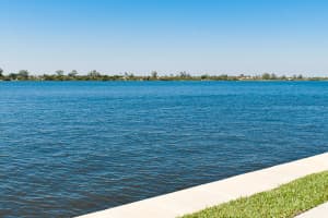 2860 S Ocean Blvd, Palm Beach, FL 33480, Sold 09/01/17