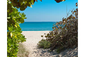 2860 S Ocean Blvd, Palm Beach, FL 33480, Sold 09/01/17