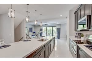 602 Windward Cir, Boynton Beach, FL 33435, Sold 04/02/18