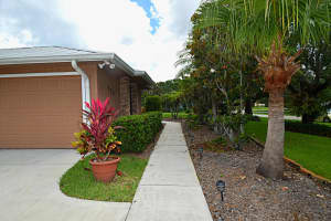 577 SW Wood Creek Dr, Palm City, FL 34990, Sold 08/18/17