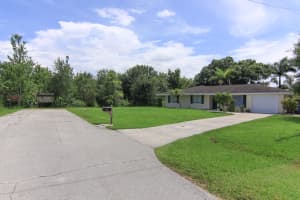2313 4th Ave SE, Vero Beach, FL 32962, Sold 09/27/17