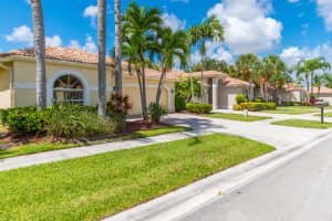 5056 Ventura Dr, Delray Beach, FL 33484, Sold 11/28/17