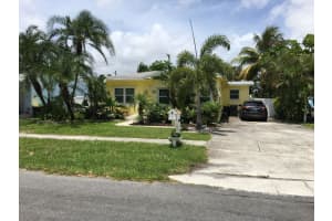817 NW 7th Ave, Dania Beach, FL 33004, Sold 12/26/17