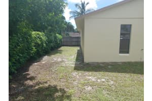 1433 Brian Way, West Palm Beach, FL 33417, Sold 09/26/17