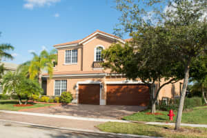 10121 Oak Meadow Ln, Lake Worth, FL 33449, Sold 10/16/17