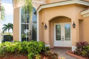 10121 Oak Meadow Ln, Lake Worth, FL 33449, Sold 10/16/17