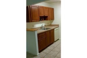1500 N Congress Ave APT A19, West Palm Beach, FL 33401, Sold 08/23/17