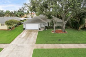555 Toccoa Rd, West Palm Beach, FL 33413, Sold 09/22/17
