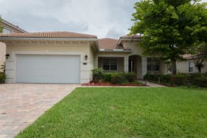 6712 Osage Cir, Greenacres, FL 33413, Sold 08/31/17