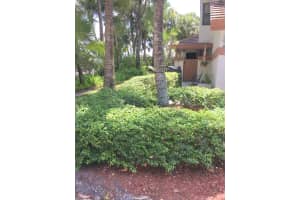 12725 Shoreline Dr #6a, Wellington, FL 33414, Sold 10/24/17
