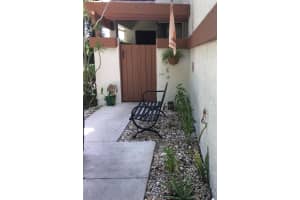 12725 Shoreline Dr #6a, Wellington, FL 33414, Sold 10/24/17