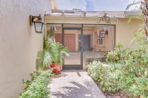 22348 Cameo Dr W, Boca Raton, FL 33433, Sold 08/25/17