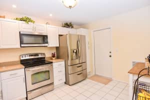 2403 Maplewood Dr, Greenacres, FL 33415, Sold 08/28/17