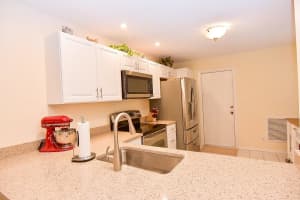 2403 Maplewood Dr, Greenacres, FL 33415, Sold 08/28/17