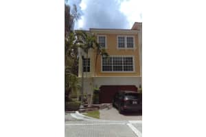 601 NE Rossetti Ln, Boca Raton, FL 33487, Sold 11/10/17