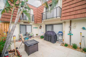 3900 County Line Rd #15c, Tequesta, FL 33469, Sold 10/03/17