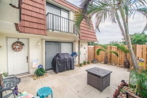 3900 County Line Rd #15c, Tequesta, FL 33469, Sold 10/03/17