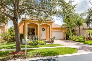 6901 Carolyn Way, Lake Worth, FL 33463, Sold 10/11/17