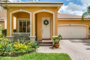 6901 Carolyn Way, Lake Worth, FL 33463, Sold 10/11/17