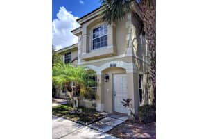 816 Summit Lake Dr, West Palm Beach, FL 33406, Sold 07/18/17