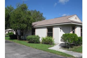 2818 Stoneway Ln, Fort Pierce, FL 34982, Sold 09/26/17