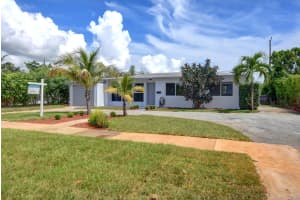231 Gregory Rd, West Palm Beach, FL 33405, Sold 11/08/17