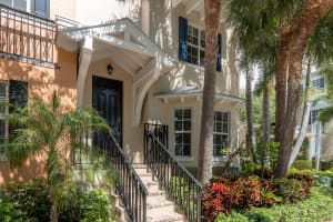 349 E Mallory Cir, Delray Beach, FL 33483, Sold 09/27/17