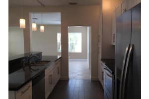 1071 Fairfax Cir W, Boynton Beach, FL 33436, Sold 12/04/17