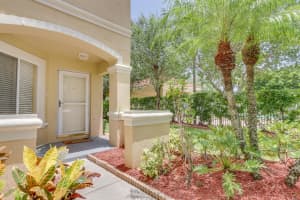 1718 Arezzo Cir, Boynton Beach, FL 33436, Sold 09/22/17