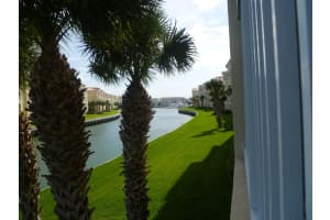 5 Harbour Isle Dr E, Fort Pierce, FL 34949, Sold 01/23/18