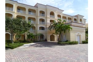 5 Harbour Isle Dr E, Fort Pierce, FL 34949, Sold 01/23/18