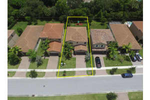 4604 Capital Dr, Lake Worth, FL 33463, Sold 09/27/17